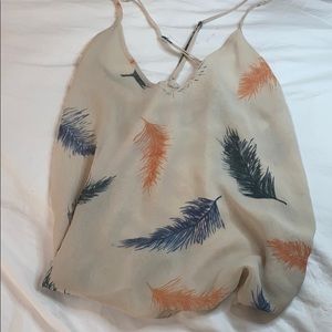 Feather flow top